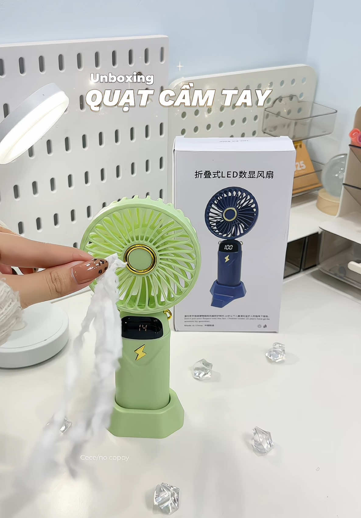 Quạt cầm tay 🫑🍀🍀#xuhuongtiktok #xuhuong #unboxingvideo #riview #quatcamtay #quatcamtaymini 