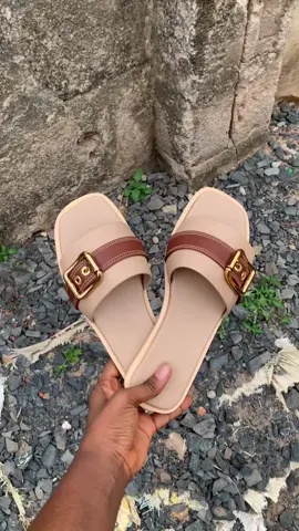 To place order 08063024158 dm on WhatsApp #lilianfooties #femaleshoemaker #trendingfootwears #footwearvendor #foryoupage #foryouu #trendsound #smallbusinesscheck #smallbusinessowner #handmadefootwearsinenugu #handmadefootwearinnigeria #footwear #footies #creatorsearchinsights 