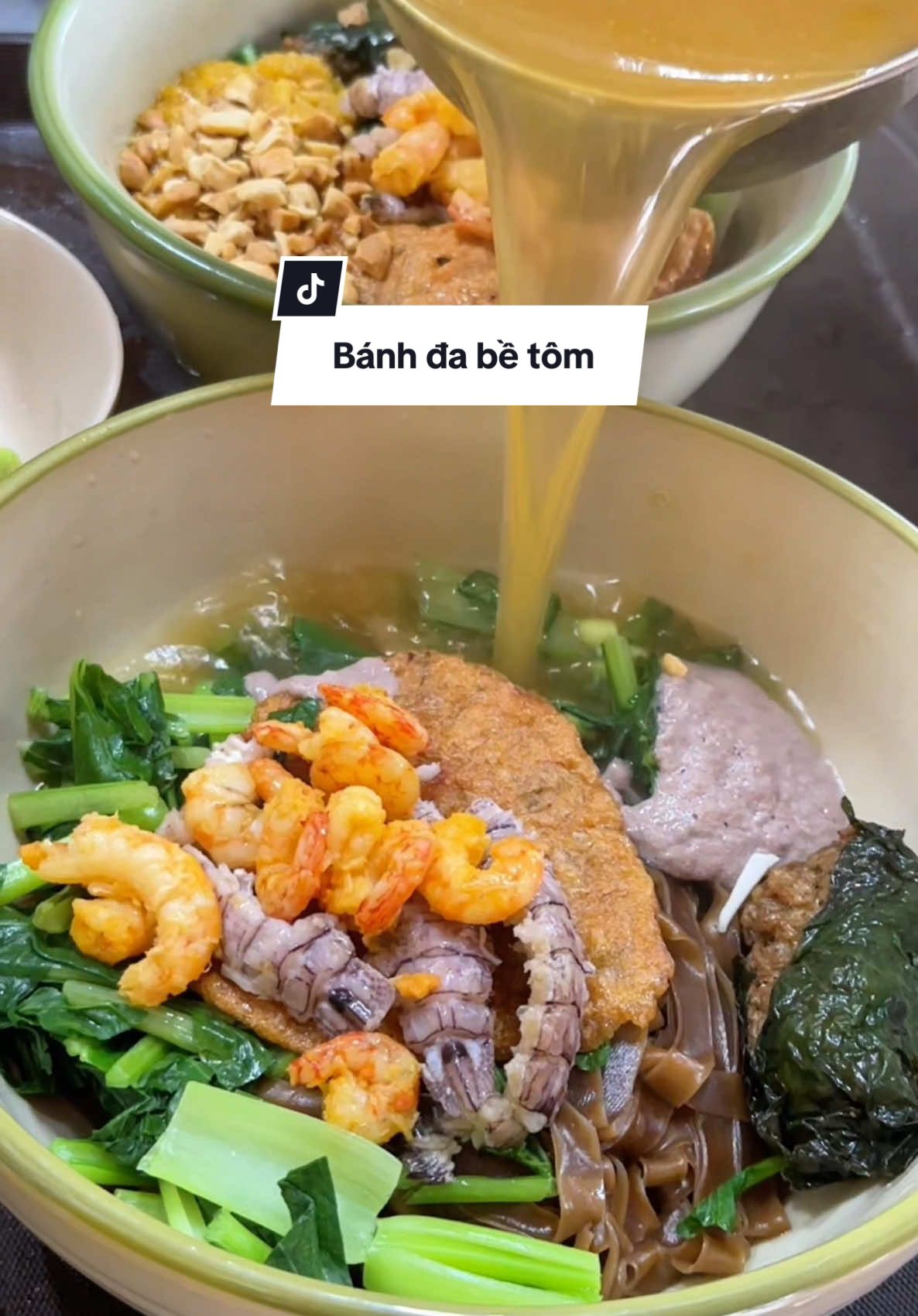 Cư dân Cầu Giấy chắc ai cũng biết quán bánh đa bề tôm này mấc🥹 #annievu #ancungtiktok #reviewanngon #vrmgr 