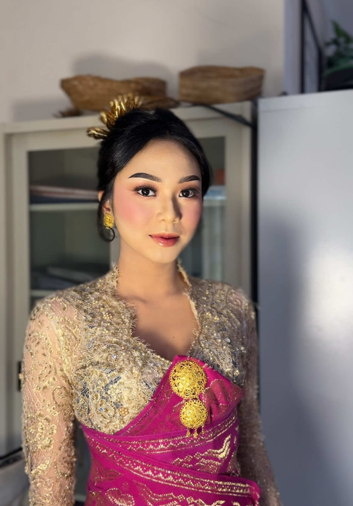 #graduation #makeupwisuda #makeuphairdo 