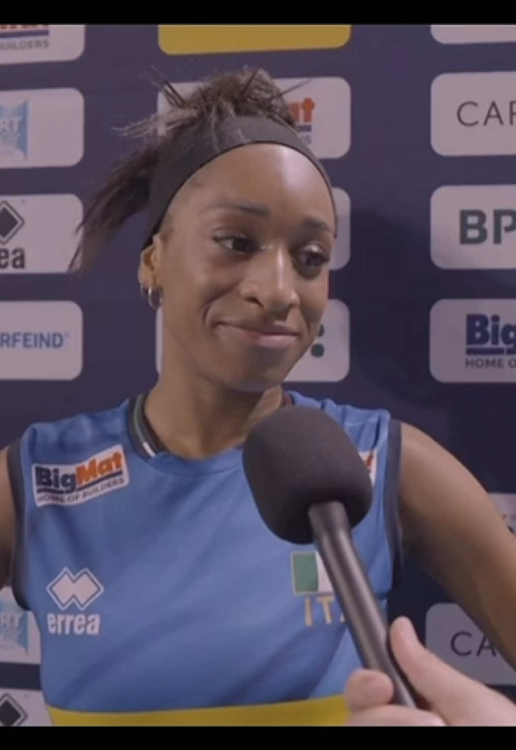 บทสัมภาษณ์ของ LOVETH OMORUYI: 