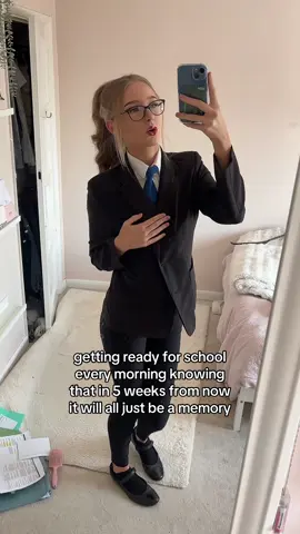 not ready for lit on monday stop😖        #fyp #gcses #year11 