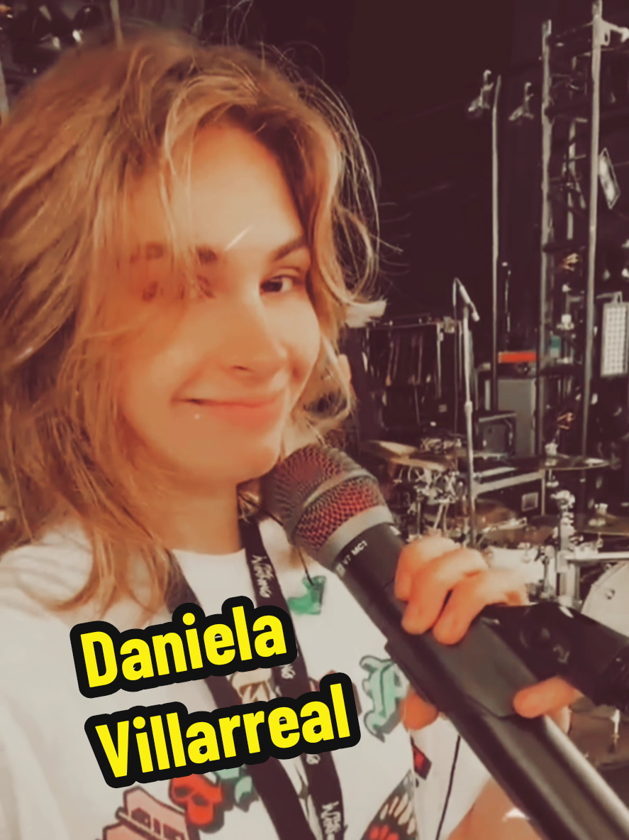 @The Warning #thewarningrockband #danielavillarreal 