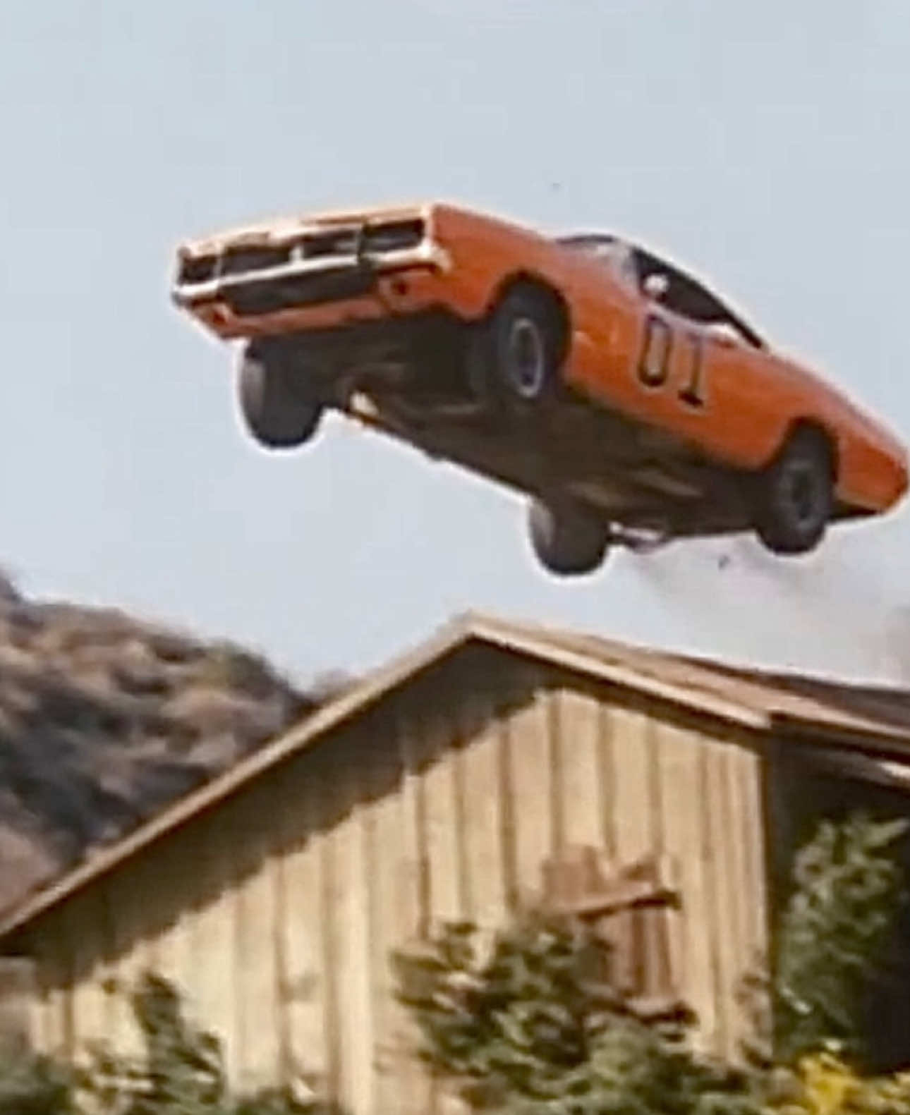 The General Lee Jumps Over A House 🏠 #TheDukesOfHazzard #GeneralLee 📺  Follow : Ben Escobedo 👊