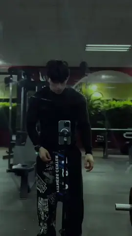 Nuevo atleta de @Dragon Pharma Labs ? Il Ig: SoyAlebro.  #gym #parati #gymrats #gymbros #fyp #viral #GymTok #paratii #atleta 