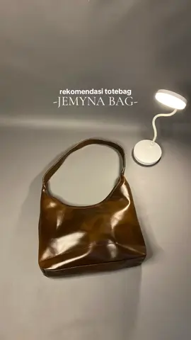 totebag premium yg super affordable💟 #totebag #tasbahu #rekomendasiootd #taswanita #taskuliah #ootdfashion #taskantor #vintagefashion #shoulderbag #totebagaesthetic #jemyna 