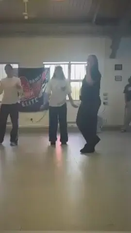 🔥🆙Friday at @KXT Dance with the amazing @Anna. ✨ 🩷 #fyp #kxt #foryouu #dancer #lightfeet 