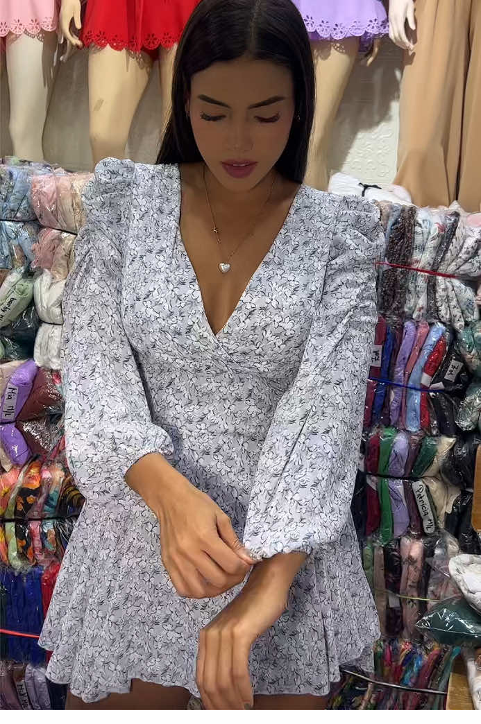 Luce a la moda en esta nueva temporada 🤩💖 #enterizos #vestidos #moda #ropafemenina #vestidosbonitos #gamarra #modajuvenil #vestidosentendencias 