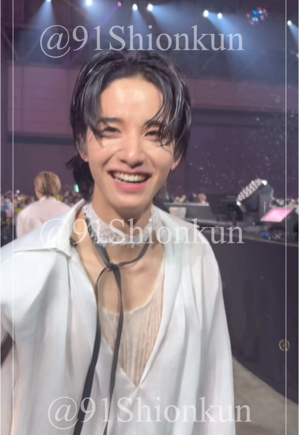 20250510 KCONJAPAN2025 ARTISTステージ けいごくんが自分のパートカメラに向かって歌ってから、 シャボン玉かけにきてくれた🪄🫧 #KCONJAPAN2025 #KCON #JO1#佐藤景瑚 #與那城奨 #川尻蓮 #白岩瑠姫#河野純喜 #川西拓実 #木全翔也#大平祥生 #金城碧海 #鶴房汐恩 #豆原一成 #撮影可能ライブ #撮可@JO1 