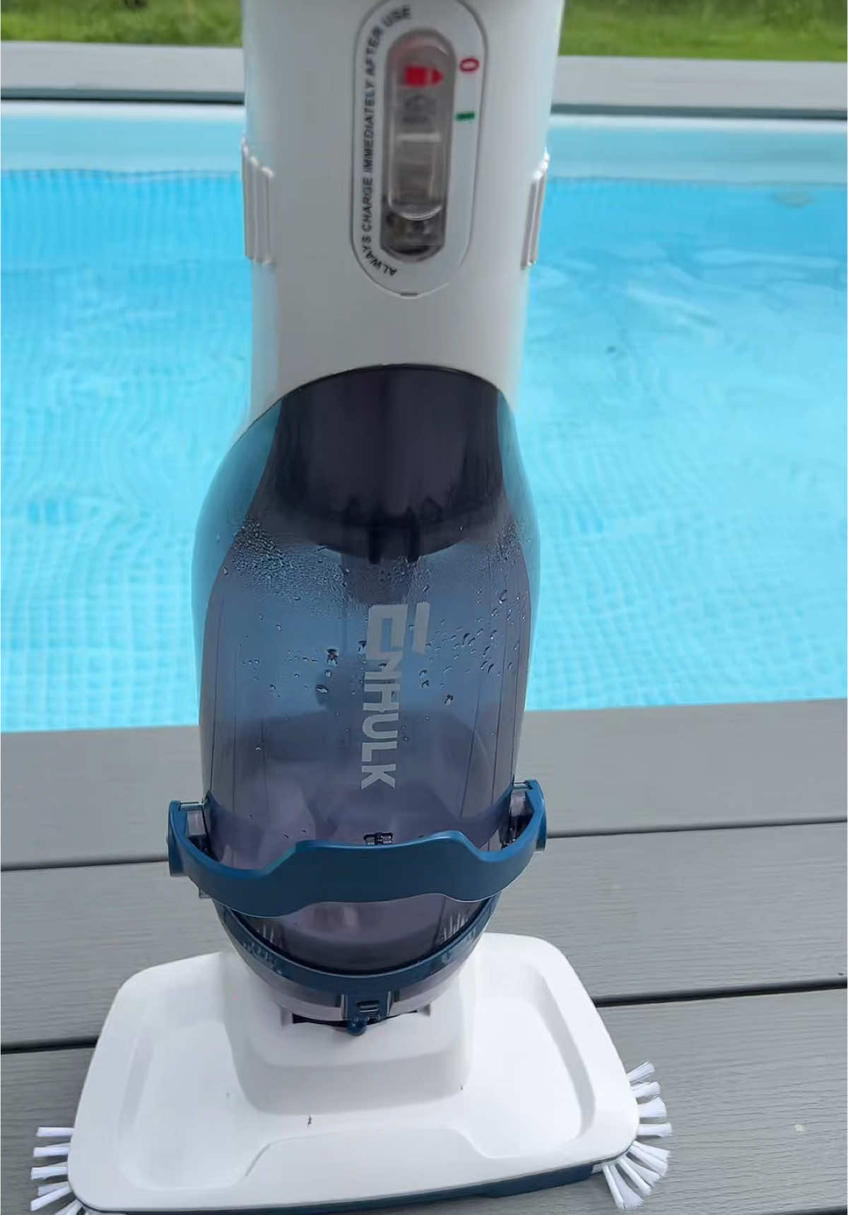 Replying to @💞Clarissa💞 Ehulk Pro Cordless Pool Vacuum #pool #poolvacuum #cordlesspoolvacuum #enhulk 
