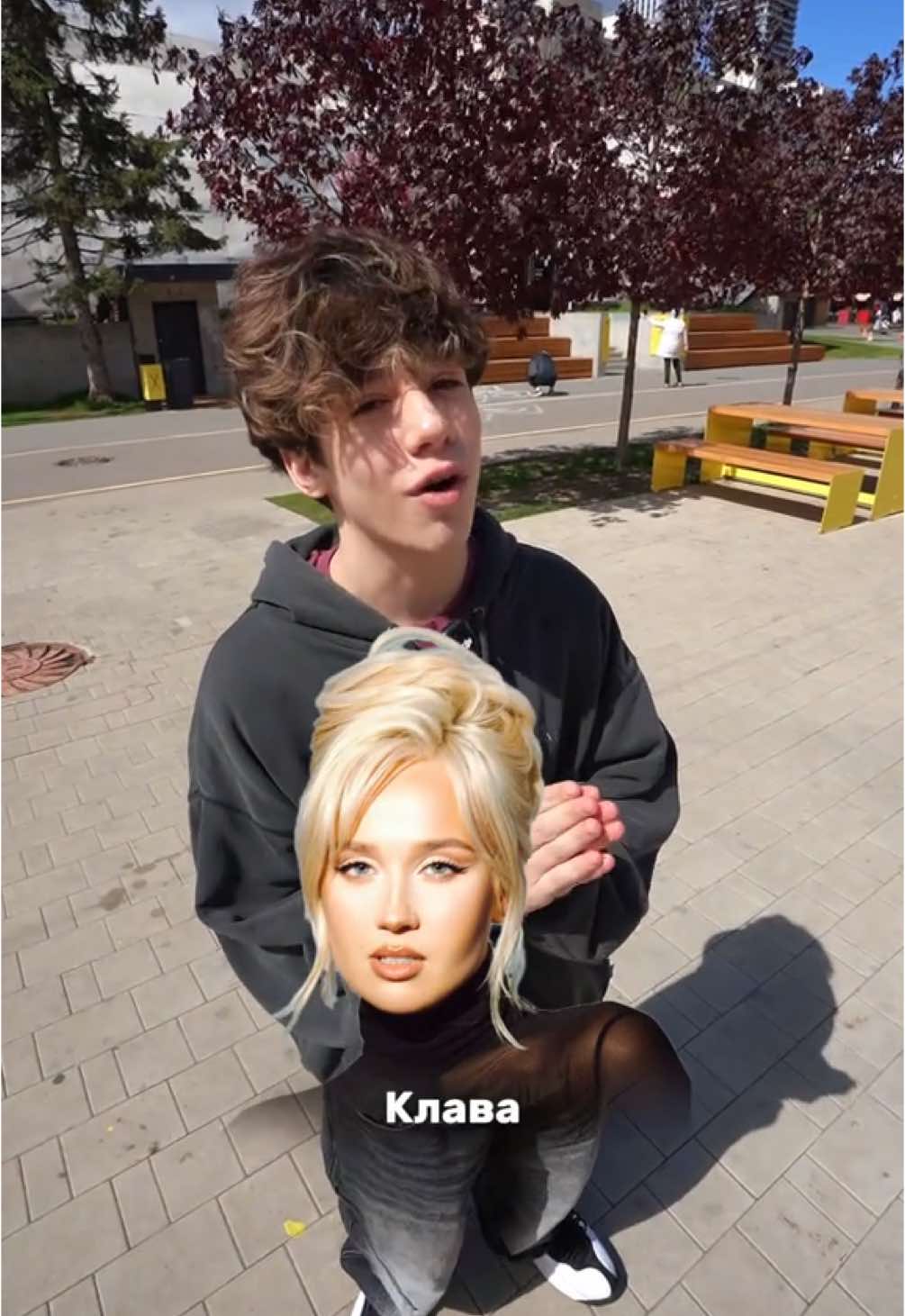 Мальчик Дельфин 2 в кино , я пойду , а ты ?)