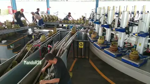 Tes sirkulasi tabung,persiapan peresmian SPPBE. #spbe #gas3kg #jakartabarat #fyp #pageforyou #xyzabc #project 