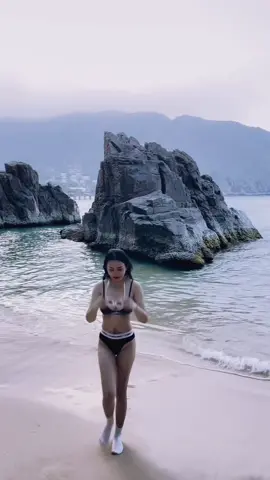 Thuởng cho bản thân xong giờ sắp chếch đói . Thoai kệ, tuy mình nghèo nhưng mình có kỹ niệm 😑 #xhhhhhhhhhhhhhhhhhhhhhh #xuhuongtiktok #viralvideo #quynhon #xh 