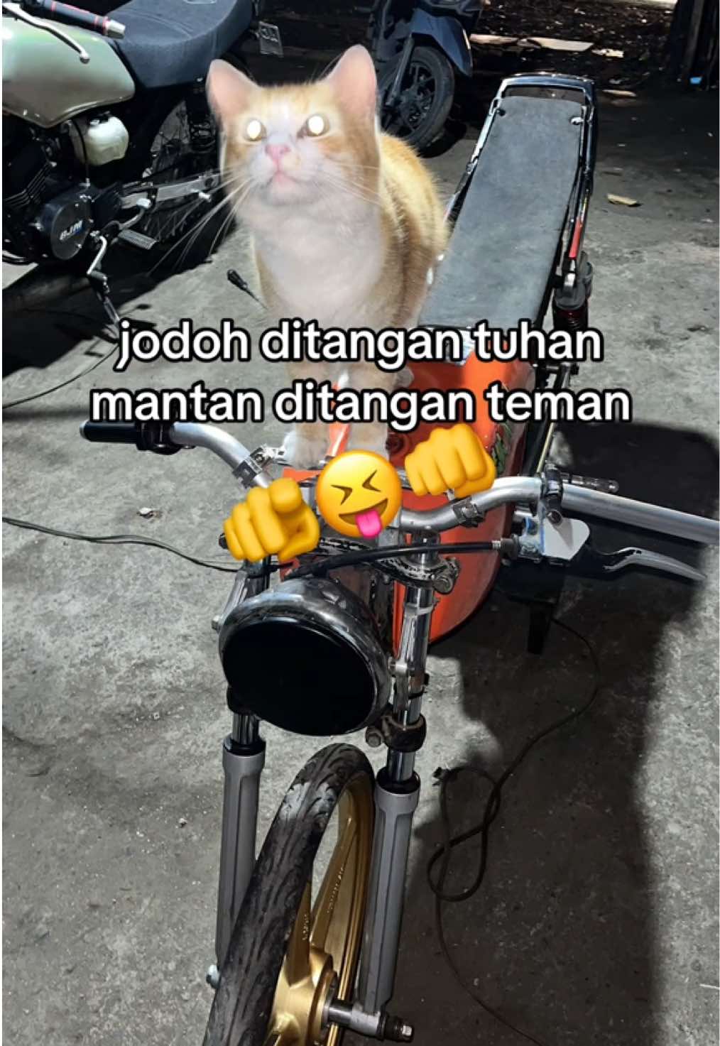 awas yang mungut sampah marah😝