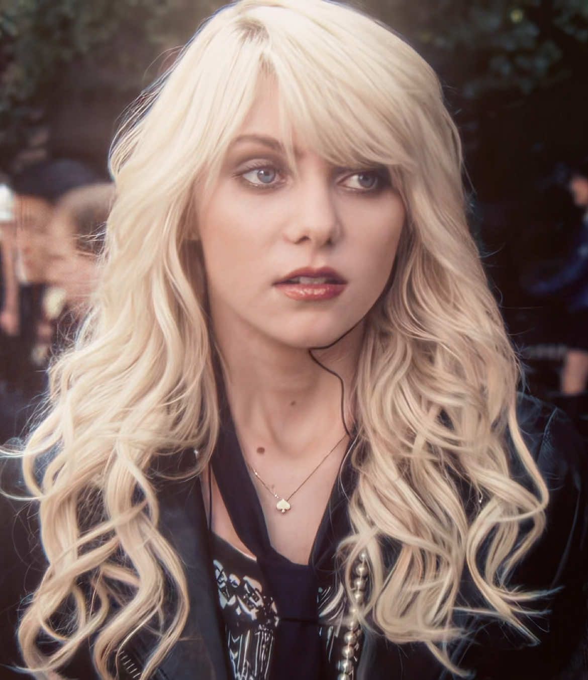 GOODBYE JENNY FROM BROOKLYN  Cc: ws1de Twx: 2000slegend Panning / flicker: onxlyosiel Scp: pe7ezs #jenny #humphrey #jennyhumphrey #gossipgirl #xoxogossipgirl #taylormomsen #goth #season3 #gossipgirledit #jennyhumphreyedit #fyp #edit #editor #celest1alaep jenny humphrey edit gossip girl edit  ORIGINAL CONTENT 