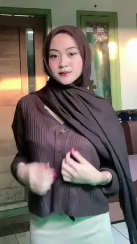 Pulen jago Goyang sampe bawah apa lagi di ranjang 🥰💦 #4u #foryoupage #fyppppppppppppppppppppppp #fakebodyy⚠️ #tobrutstyle😋 #cekerbabat #cewek #cewekcantik #fypage #fyp #fypp #tobrut #xybca #dance #trandingtiktok2025 #soundviral #bulatketat #besar #pulen #4u #4upage #capcut #capcutvelocity #fyp #fypage #fyppppppppppppppppppppppp #velocity #fypシ゚ #dance #stecu #masukberanda #masukberandafyp #trandtiktok2025 