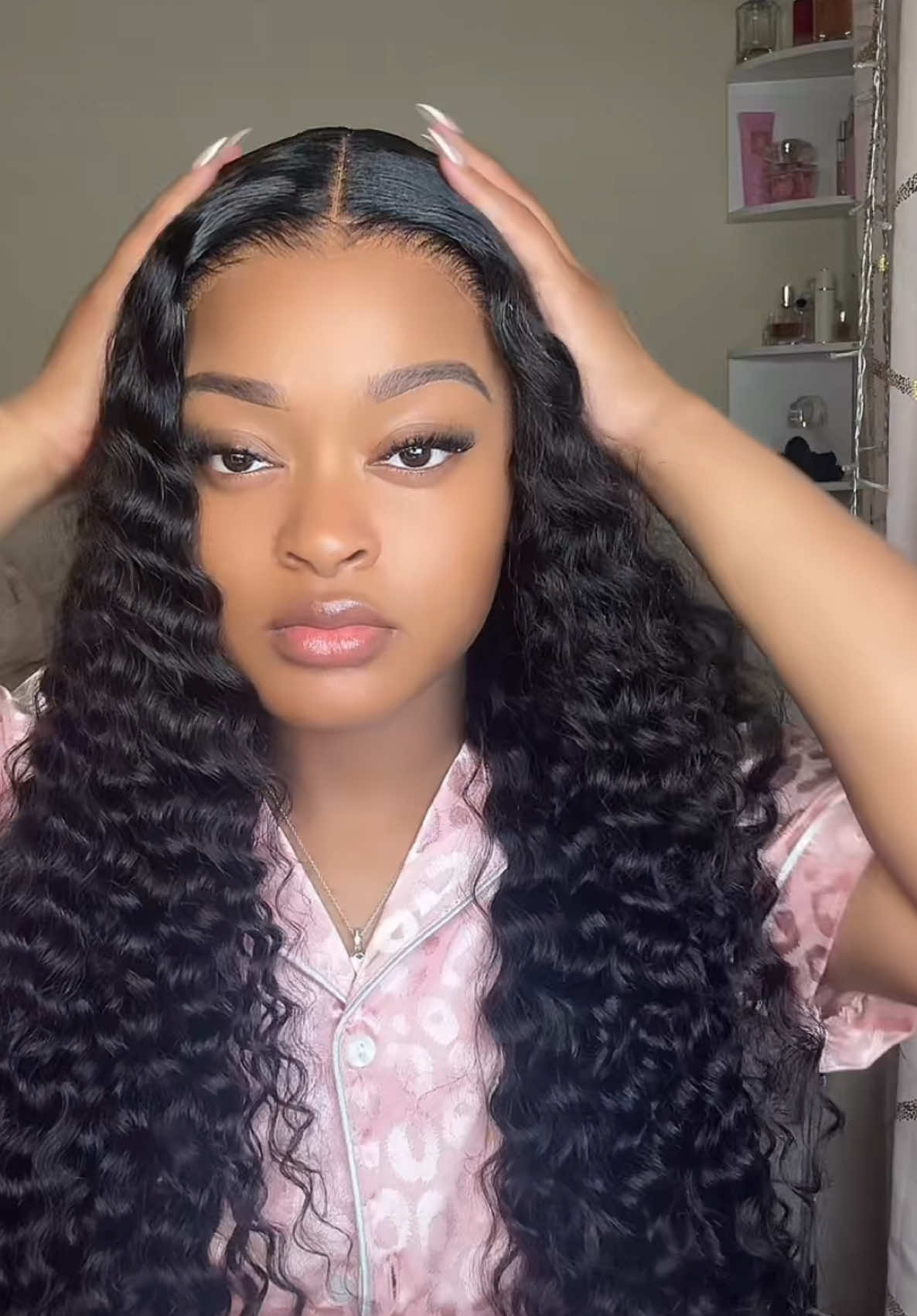⚠️ ENTERTAINMENT PURPOSES ONLY ⚠️ hair: @VSHOW HAIR 🩷 5x7 Wear & Go WaterWave 28in Wig #wiginstall #wiginfluencer #vshowhair 