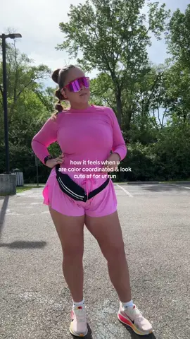 The glasses help me feel this way too 😎 #runnergirl #runningcommunity #runner #slowrunner #averagerunner 
