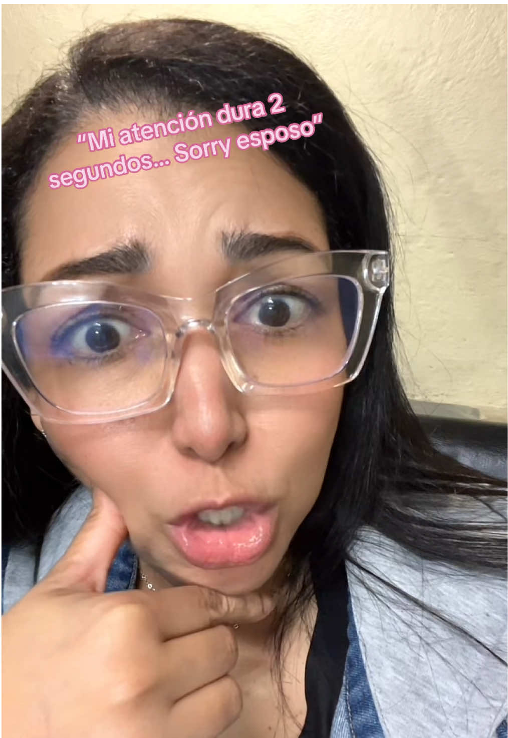 Ni lo escuché, pero le dije que sí para evitar problemas jaja.  . . . . #LipSyncTrend #HumorLatino #ParejaDivertida #TikTokEnEspañol #UltimatumChallenge #MiMaridoDice #RelatableAF #MujerCasada #LatinaVibes #MomentoReal 