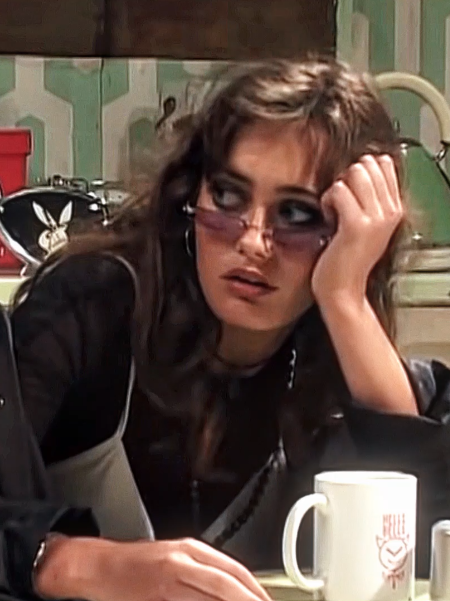 #ELLAPURNELL || shake it to the max #ellapurnelledit #yellowjackets #jackietaylor #fyp #edit #zyxbca  scp: @nat 🇵🇷 