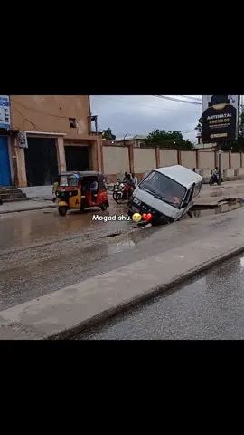 City situation in mogadishu.#fyp #for #foryoupage❤️❤️ #foryoupage #foruyou #somalitiktok #can #7upthinkfresh #fypp #dayaxdalnuurshe #CapCut #foryoupag 