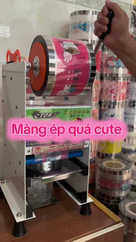 Màng ép ly mẫu siêu dễ thương #mangeply #mangeplytrasua #mangeplynhua #mangdapcoc #mangeplymaumoi #mangepinsan #mangeplynuocmia #mangeply1000ml #cuonmangdapcoc #baobikyanh 