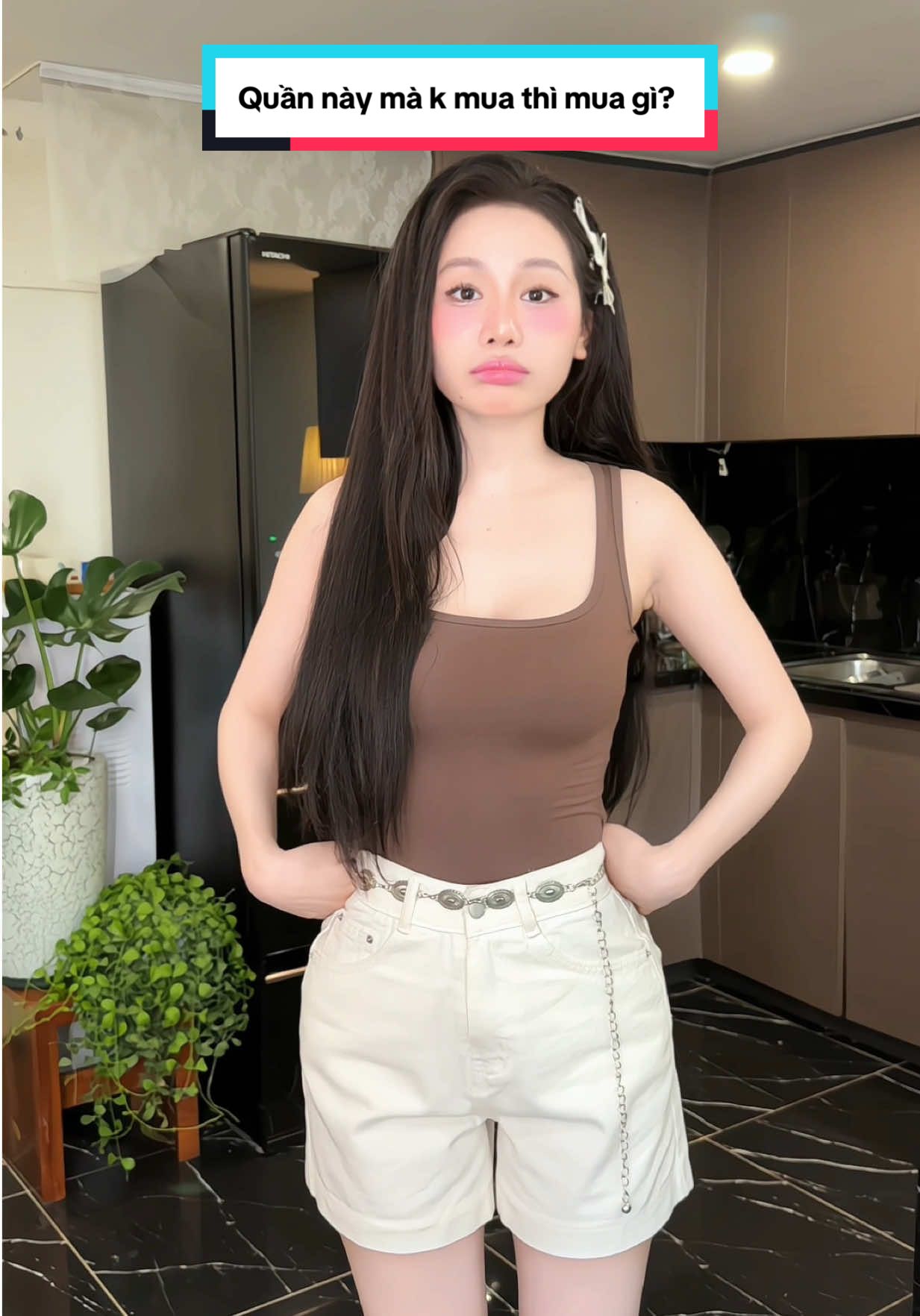 Quần này mà không mua thì mua gì? #trinhlunglinh96 #fypシ゚ #quanshort #quannuxinh #quanshortjean #viral #quanjean #viralvideo #thequao #webuild #22etm #shopping #quần 
