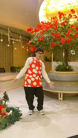 Chinese dance YA 🎶 #foryou #dance #fyp #dancechallenge 