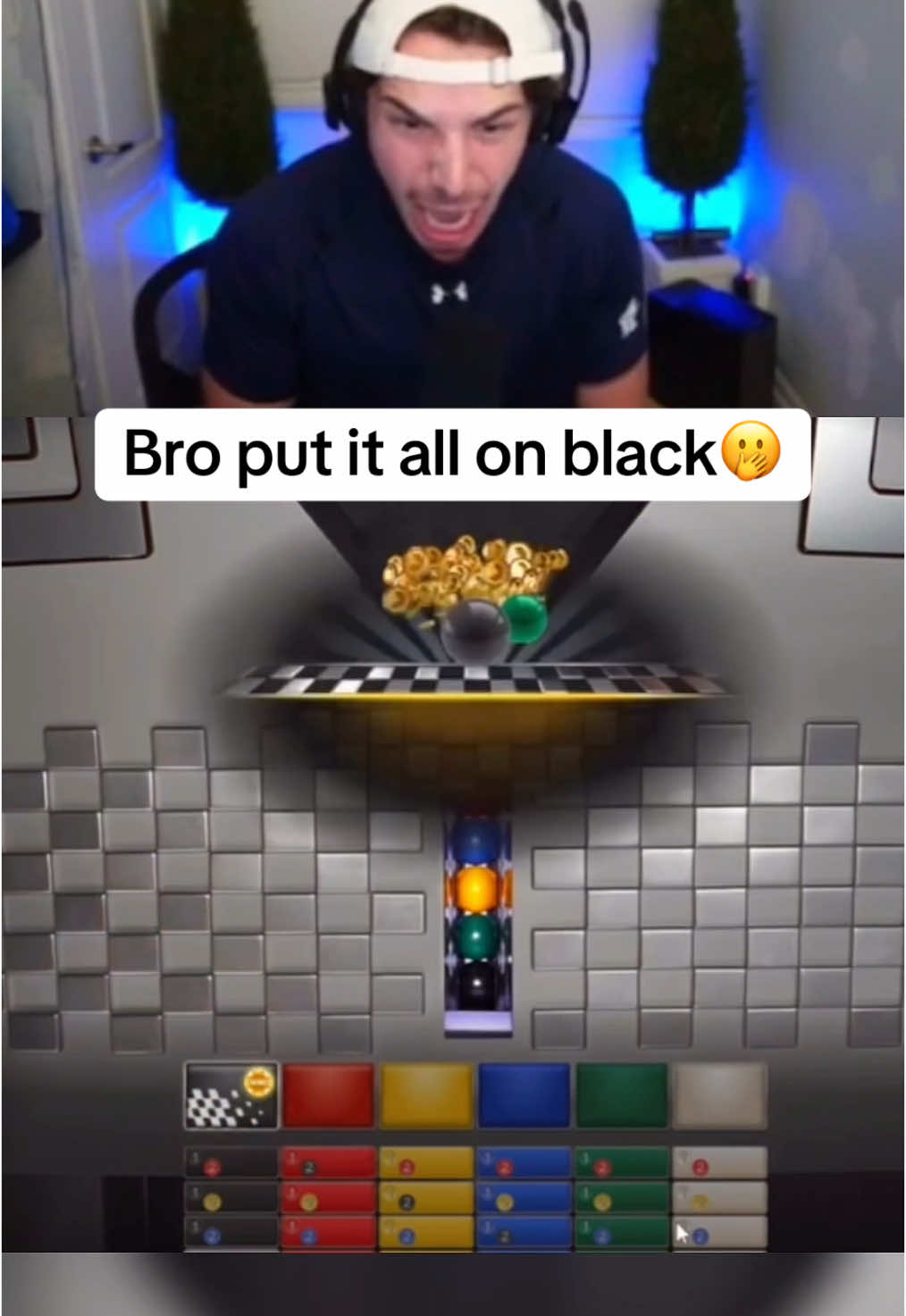 No way this happened😮 #rydurz #viral #roobet #planegame #777 #slots #clip 