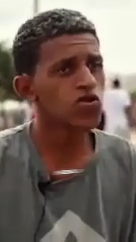 No Brasil existem mais de 6.000 favelas com pelo menos 5 milhões de pessoas, a maior parte dessas pessoas vivem problemas como a pobreza e a falta de recursos sociais adequados. A grande parte dessas favelas são dominadas pelo tráfico de drogas. Pesquisas afirmam que 54% das pessoas que entram pro tráfico tem entre 13 e 15 anos de idade e 40% já tentaram sair, mas voltaram pela precariedade que encontraram. 