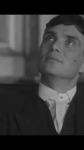 نحن في زمن من يمتلك قلباً طيباً 💔💔#توماس_شلبي🚬🔥 #سرو #كلامي_وليس_ترجمه #كلماتي🥀🕊____🖤 