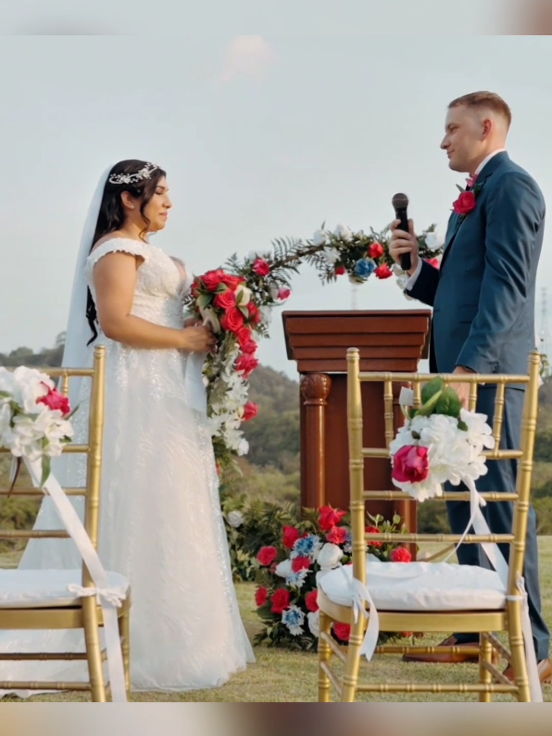 Eschucarlo hacer un esfuerzo por decirlo en español ❤️‍🩹😭 DONDE TÚ VAYAS YO IRÉ 🙏#Vows #lapanameñitayelgringuito 