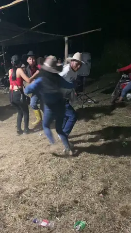 #llano#parrandocriollo#losmorichales#bailecriollo#casanare#bailesabanero 