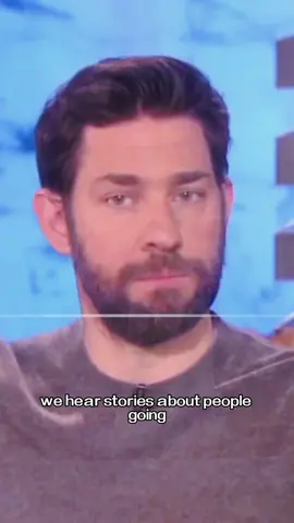 John Krasinski Recalls Emily Blunt’s Close Encounter with a Shark! #johnkrasinski #emilyblunt #foryou