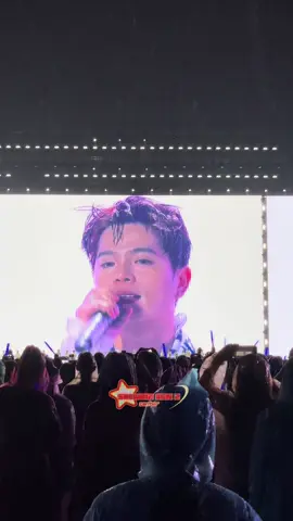 Lại là DG HOUSE RHYDER gửi lời cảm ơn đến tất cả mọi người và FC Flash trên sân khấu concert Anh Trai Say Hi D6 SVĐ Quốc Gia Mỹ Đình 10/5/2025 #RHYDER #showbizgenz #xuhuong #viralvideo #thinhhanh #anhtraisayhid6 #trend  #@RHYDER #dghouse 