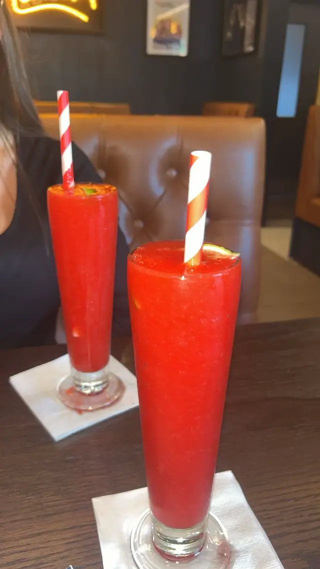 #fyp #fy #foryou #cocktail #strawberrydaiquiri 