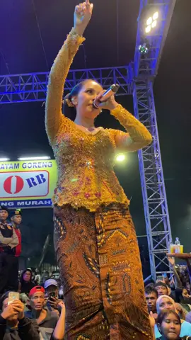 tombo kangen @rinaaditama*ೃ༄ @ARSEKA official  mantap🔥🔥🔥#mentahan #sragen24jam #sragen #hutsragen279 #harijadisragen279 #arsekamusic #rinaaditama 