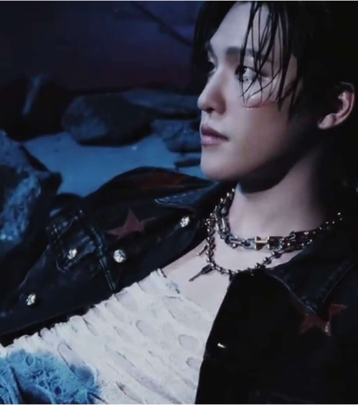 this song scratches my head #dino #leechan #dinoedit #edit #dinoseventeen #seventeen세븐틴 #xybca #viral #foryou #foryoupage 