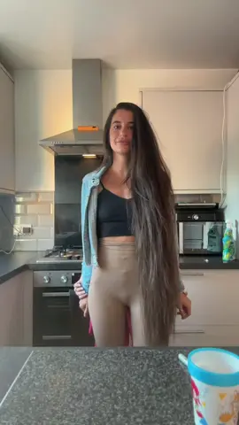 Hair ain’t fitting in the pack😅 #sisters #realhair 