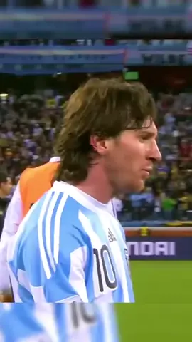 #lapeorcopadelmundo #messi #cristianoronaldo #messibesaacristiano 