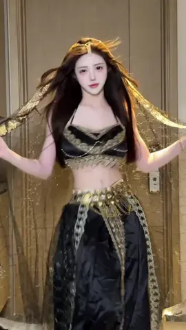 #trend #egyptiantrend #trend #douyin #woman #pretty #outfit #hot #bodytea #fyp #viral #xyzabc 