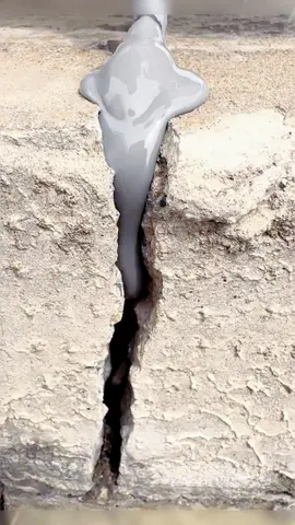 German-tech sealant—no discounts later! #FlashSale #musthavetool #nomorecracks #diyconstruction #homeimprovement #caulkingglue #crackfiller #floorfix #concreterepail #concretecare#concreterepair #groutingglue #waterproofingcaulking #caulking #crackrepairmaterials #concretecrackfllingmaterials 