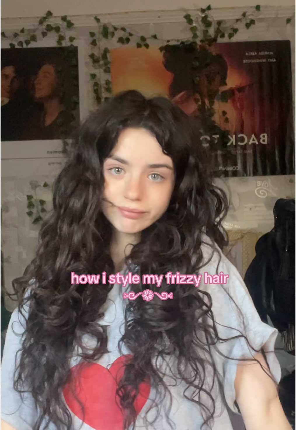 the key is to pretend you don’t care how it turns out 🦢 #curlyhairroutine 