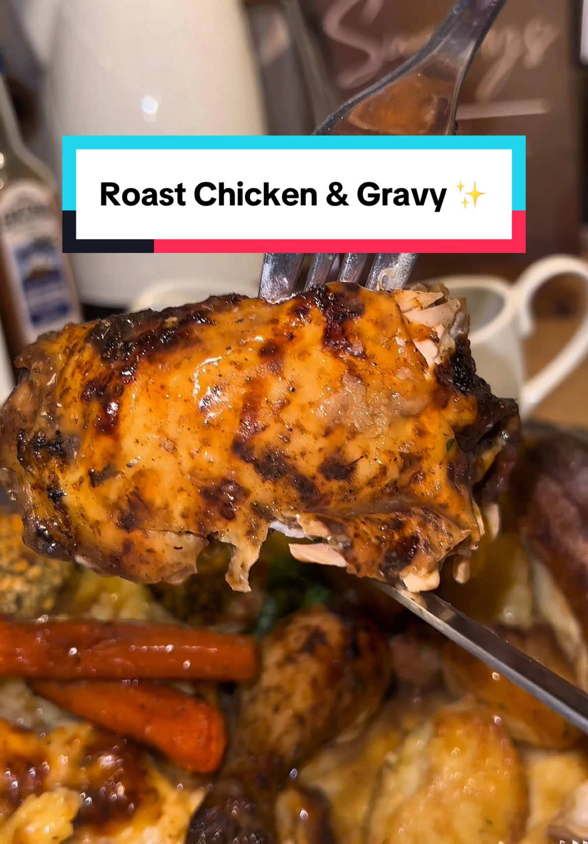 Who needs a Roast Chicken & Gravy tutorial for Sunday Dinner? 😍 #foodwithchanell #fyp #FoodTok #roastdinner 