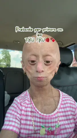 Probando tru fru por primera vez😋😋😍#trufrustrawberries #trufru #trufrustrawberries #foryoupageofficiall #foryoupage #viraltiktok #paratiiiiiiiiiiiiiiiiiiiiiiiiiiiiiii #grwmestefani 