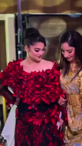 Graka?😂💃🏻 #kurd #kurdish #kurdi #kurdistangirl💚💛❤ #halparke #هەڵپەڕکێ #کورد #هەڵپەرکێی_کوردی 