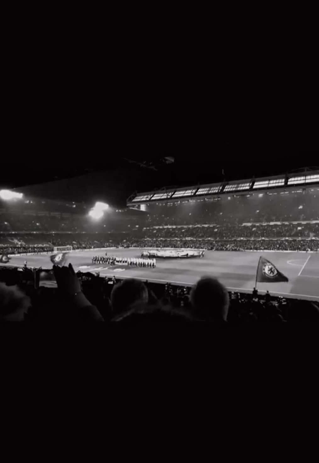 راجعينن 💙 #chelsea #cfc #chelseafc #ucl #championsleague #fyp #foryou #viral #chilwell #تشيلسي 