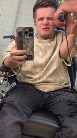 ماشي يا محمد عبعال 😂✂️ #الشعب_الصيني_ماله_حل😂😂 #حلاقة #fypシ #عمر_فرج #ام_عمر @omar farg_official 