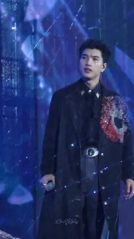 đã Kim Phút Kim Giờ còn mưa ~ suy ơi suy 😭😭😭#HIEUTHUHAI #hieuthuhai2222 #tranminhhieu #HTH #AnhTraiSayHiConcert #anhtraisayhi #kimphutkimgio 