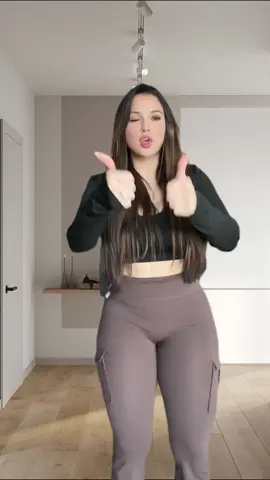 Suave #viraltiktok2025 #pourtoi #tren #trendingdances #viral #fyp #suave 